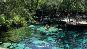 Cenote Azul