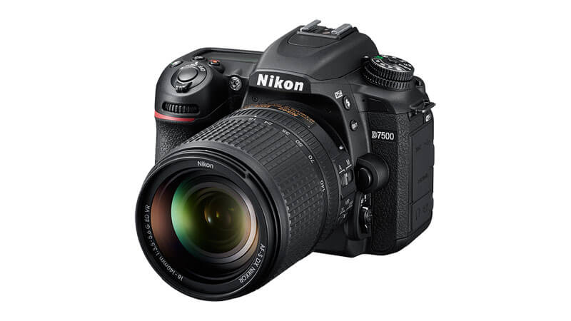 Cámara Nikon D7500 para grabar videos de excelente calidad y con más detalle.