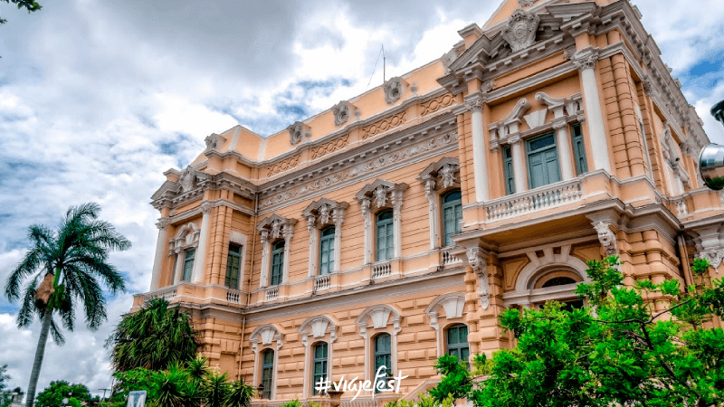 Palacio Cantón